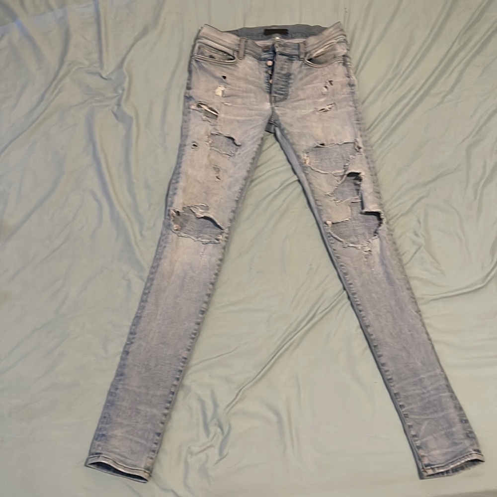 Amiri Distressed Jeans